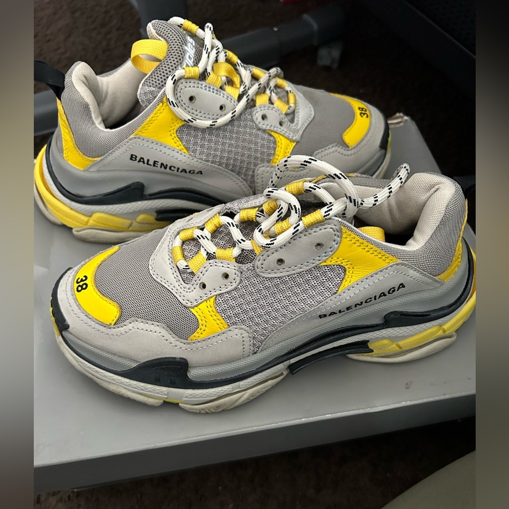 Balenciaga triple S gray , black , yellow size 38 - Picture 2 of 5